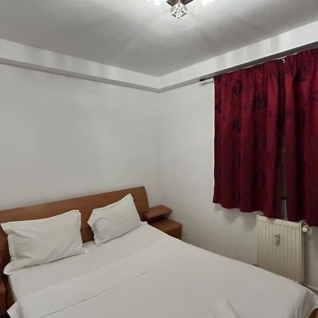 Sleep & Go Parcare Gratuita Self Check-In Apartment Bucharest Exterior photo